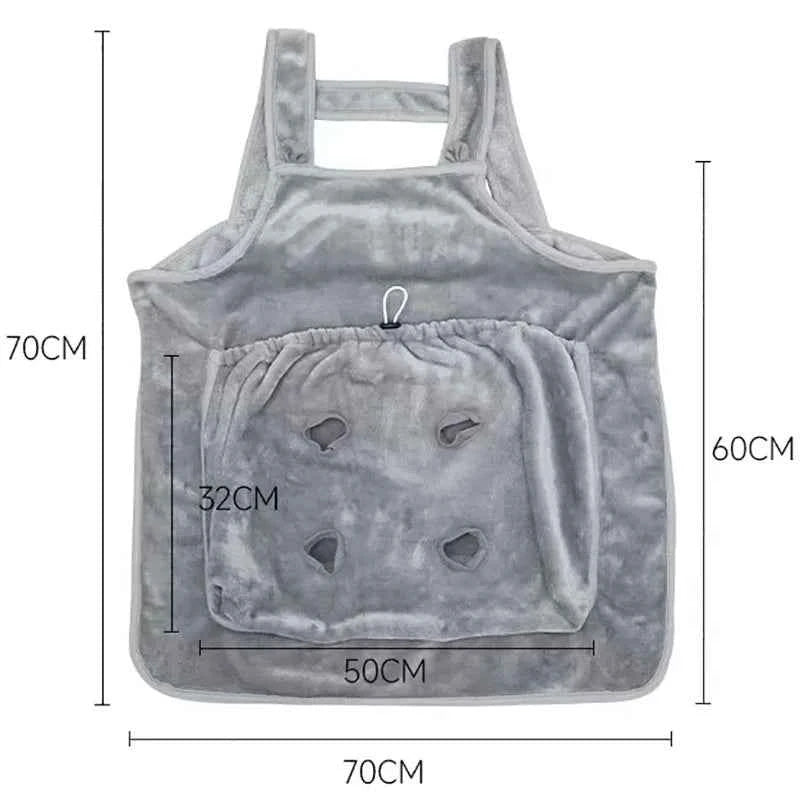Cat Carrier Apron – Plush Hanging Chest Bag with Breathing Holes, Cozy Travel Pouch for Small Cats & Dogs, Perfect for Winter Use.