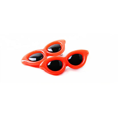 Cartoon Heart Wings Pet Hair Clips – Cute Bow Hairpins for Dogs & Cats, Adorable Hair Accessories.
