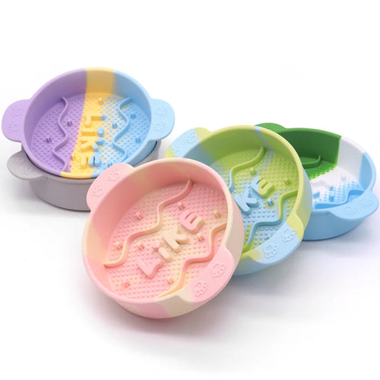 Pet Slow Feeder Bowl – Anti-Choking Non-Slip Silicone Food Bowl for Cats & Dogs, Durable Slow Eating Feeder Design.