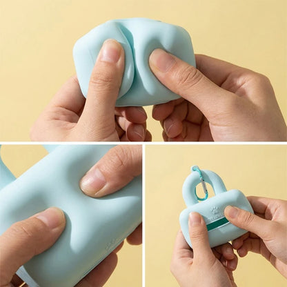 Portable Pet Waste Bag Holder – Silicone Dog Poop Bag Dispenser for Outdoor Walking & Easy Waste Collection Cleaning Supplies.