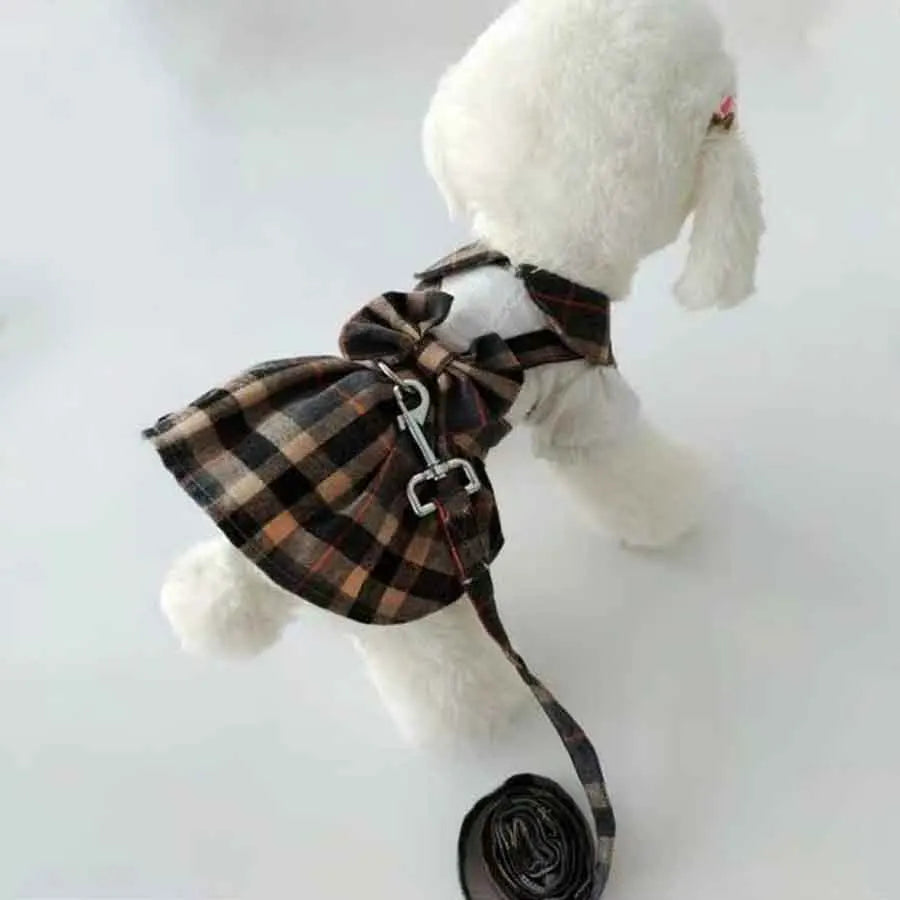 Cute Plaid Dog Dress – Bowknot Back Outfit with Adjustable Leash, Lightweight Spring & Summer Clothing for Dogs.