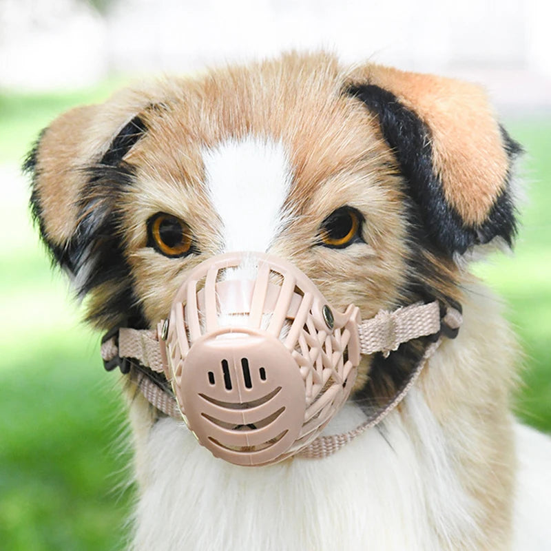 Adjustable Dog Muzzle – Breathable Safety Mouth Mask for Small, Medium & Large Dogs, Comfortable Pet Training Accessory.