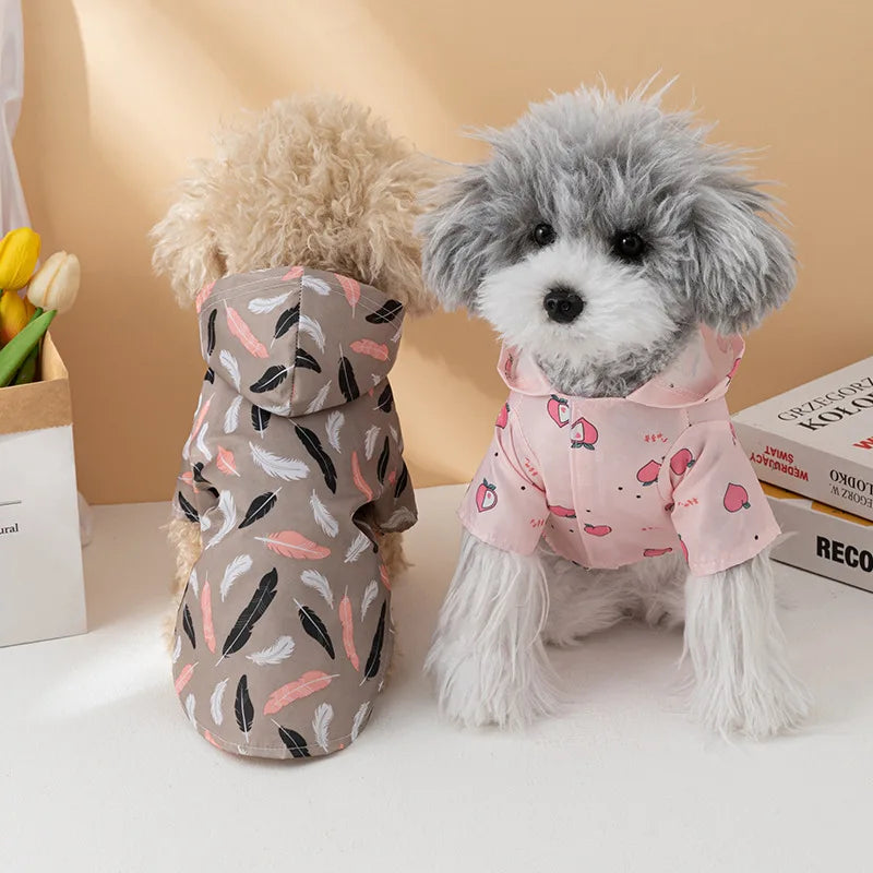 Fashion Dog Raincoat – Lightweight Waterproof Short Sleeve Outdoor Coat for Dogs & Puppies, Stylish Summer Rainwear.