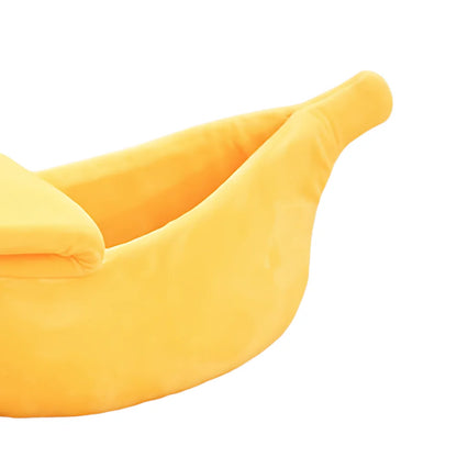 Banana-Shaped Covered Pet Bed for Cats and Small Dogs, Cozy 4-Season Sleeping Nest.