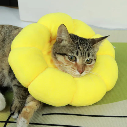 Sunflower Pet Elizabethan Collar – Adjustable Soft Plush Recovery Cone for Cats & Dogs, Anti-Lick & Anti-Bite Wound Protection for Healing Care.