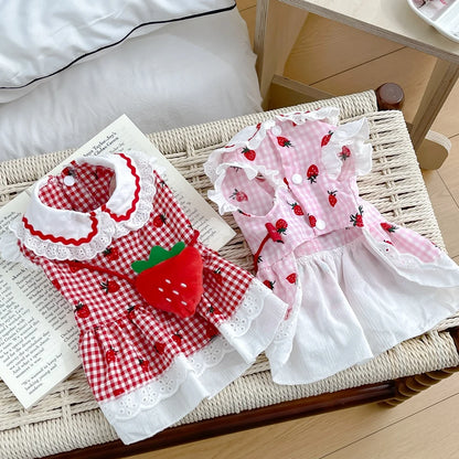 Strawberry Plaid Pet Dress – Cute Summer & Spring Outfit for Female Dogs, Puppies & Cats, Lightweight Clothing for Small & Medium Pets.