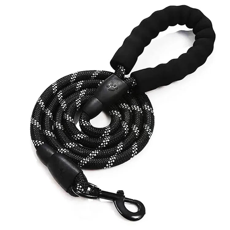 Strong Reflective Dog Leash – Durable Pull & Training Lead for Small, Medium & Large Dogs, Including Golden Retrievers.