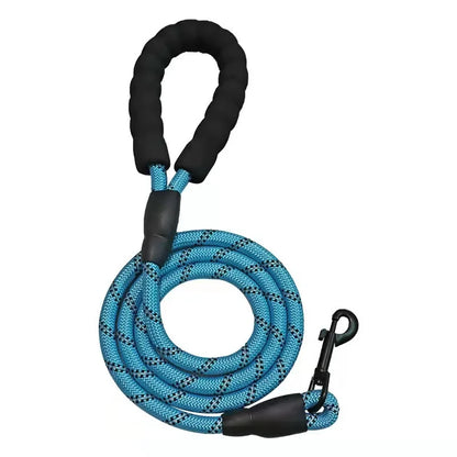 Strong Reflective Dog Leash – Durable Pull & Training Lead for Small, Medium & Large Dogs, Including Golden Retrievers.