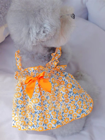 Breathable Cat Summer Dress – Orange Floral Skirt with Soft Bowtie & Elastic T-Shirt Design for Kittens and Small Pets.