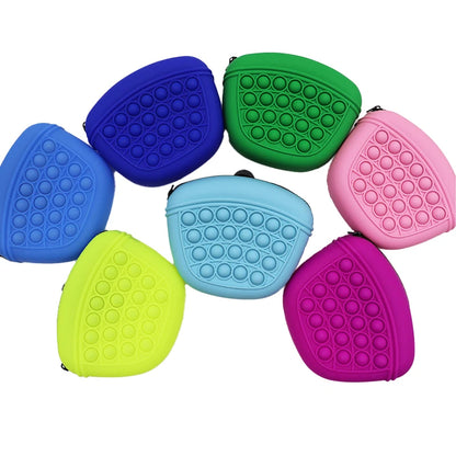 Portable Silicone Dog Treat Bag – Outdoor Waist Pack for Pet Training, Convenient Snack & Dog Food Storage Pouch.
