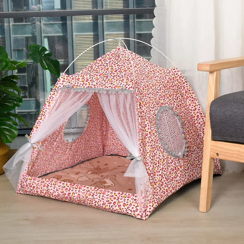 Floral Semi-Enclosed Pet Tent Bed for Cats and Small Dogs, Cozy All-Season Sleeping Nest.