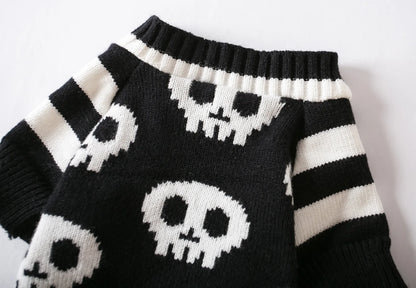 Halloween Pet Costume Skull Knitted Sweater Spring and Autumn Warmth for Cats and Dogs.