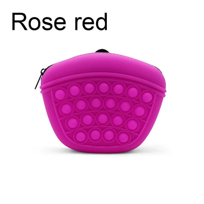 Portable Silicone Dog Treat Bag – Outdoor Waist Pack for Pet Training, Convenient Snack & Dog Food Storage Pouch.