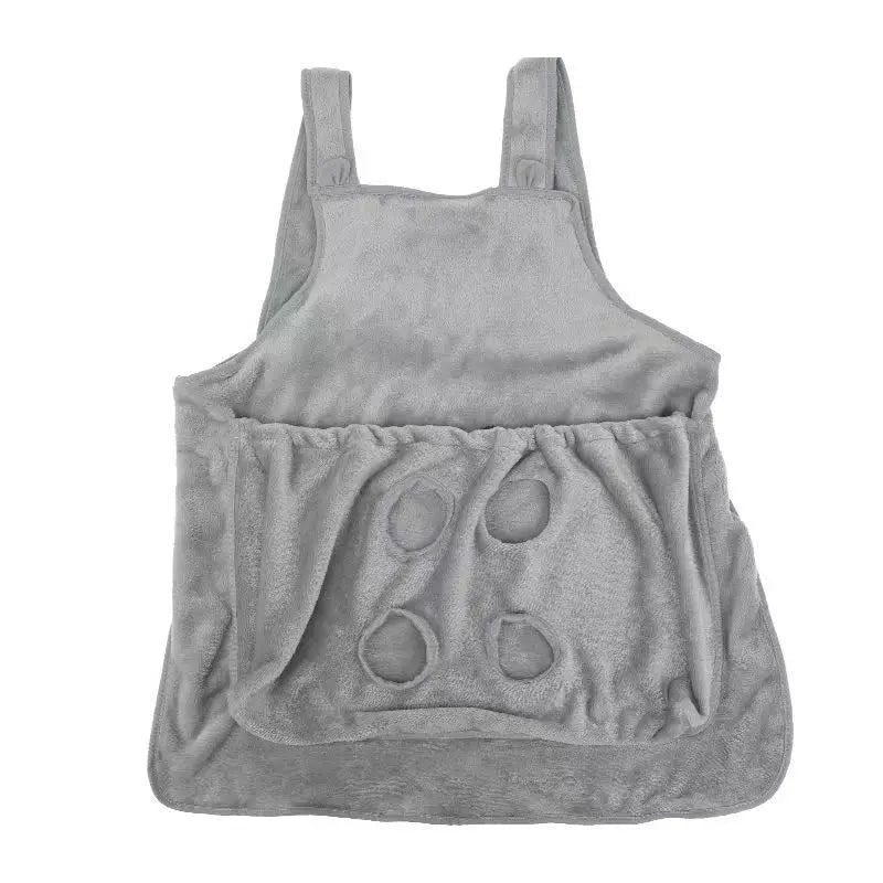 Cat Carrier Apron – Plush Hanging Chest Bag with Breathing Holes, Cozy Travel Pouch for Small Cats & Dogs, Perfect for Winter Use.