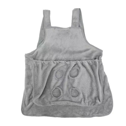 Cat Carrier Apron – Plush Hanging Chest Bag with Breathing Holes, Cozy Travel Pouch for Small Cats & Dogs, Perfect for Winter Use.
