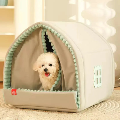 Winter Warm Enclosed Pet Bed with Spacious Interior, Soft All-Season Tent for Cats and Dogs.