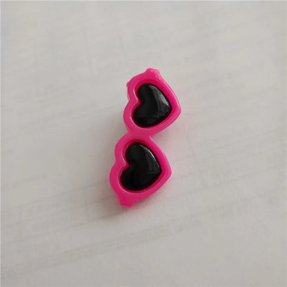 Cartoon Heart Wings Pet Hair Clips – Cute Bow Hairpins for Dogs & Cats, Adorable Hair Accessories.