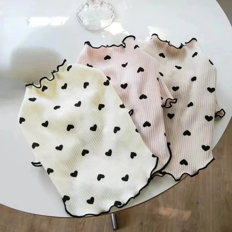 Cute Pet T-Shirt – Stretch Ribbed Heart Pattern Vest for Dogs and Cats, Soft Comfortable Homewear.
