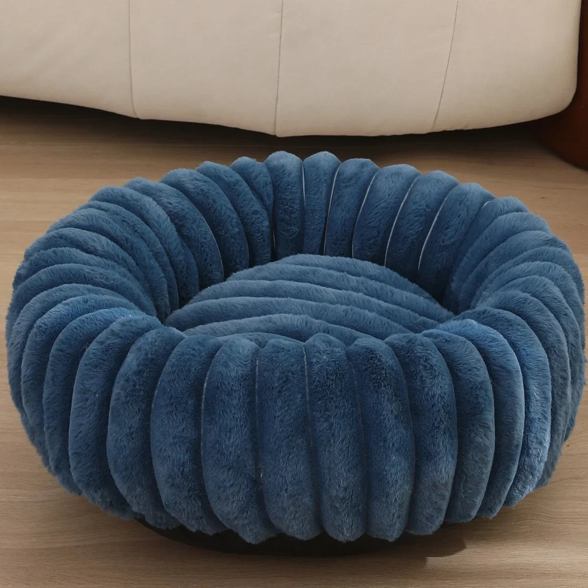 40–70cm Round Plush Pet Bed – Super Soft Warm Sleeping Bed for Cats & Medium Dogs