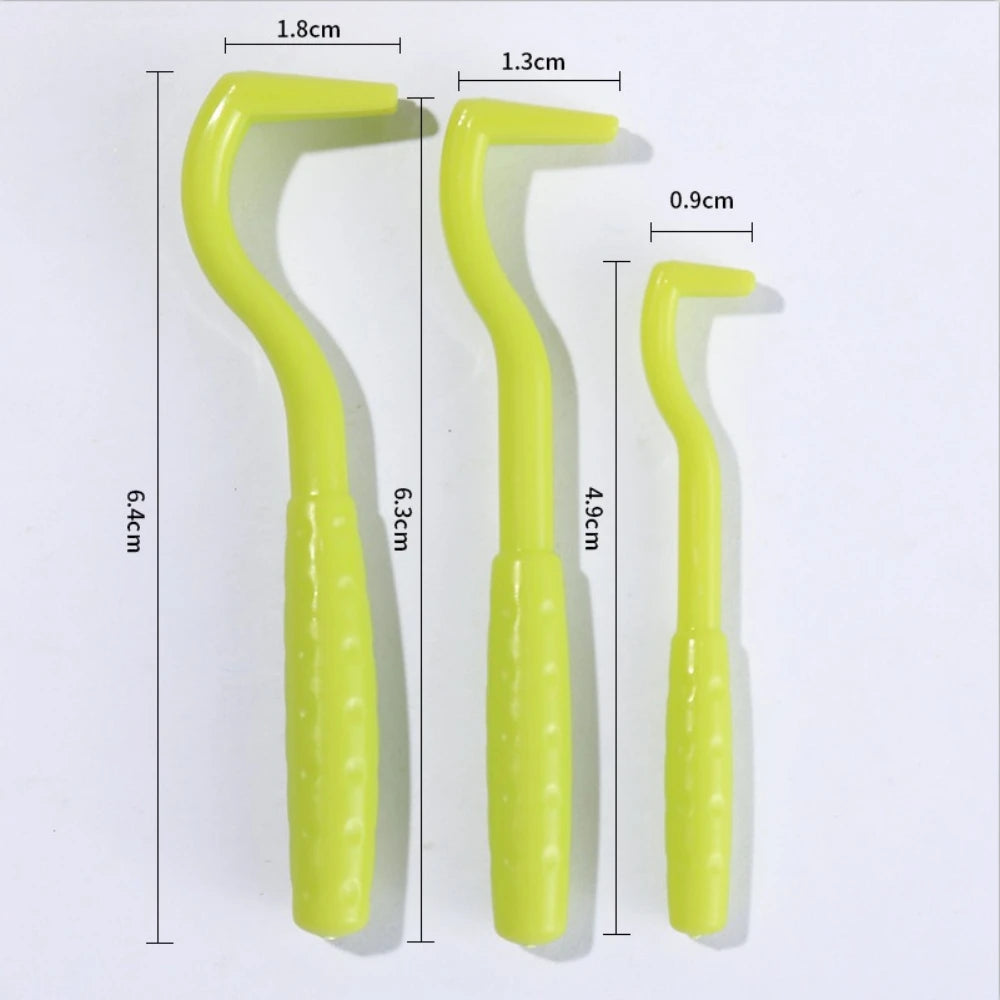 1/3PCS Tick & Flea Remover Tool Set – Portable Hook & Tweezer Extractor for Dogs & Cats, Practical Pet Grooming Accessory.