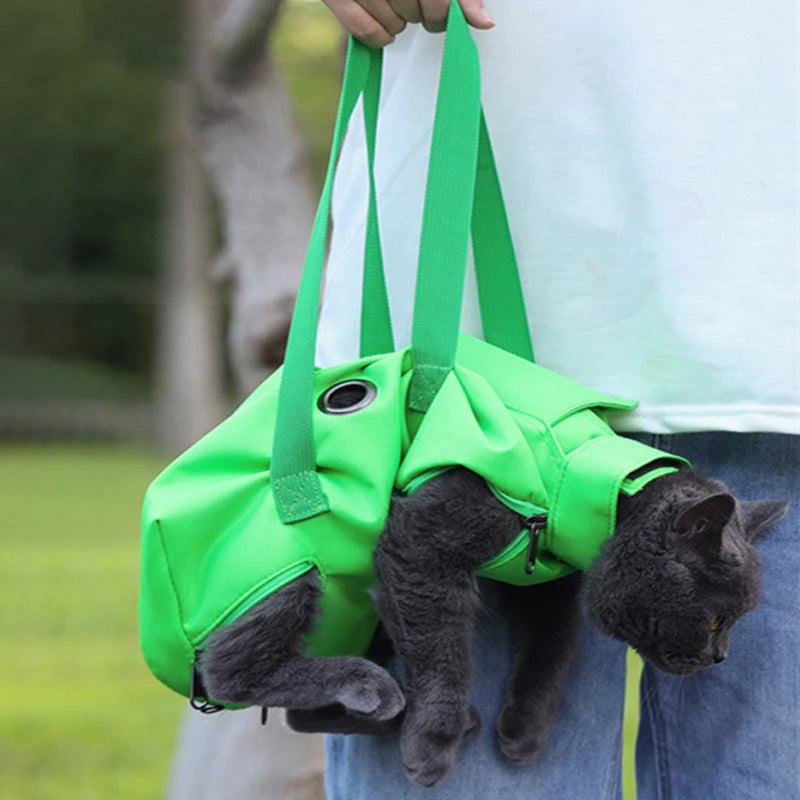 Multifunctional Pet Carrier Backpack – Breathable Double-Shoulder Cat Bag, Anti-Scratch Foldable Portable Design for Safe Travel.