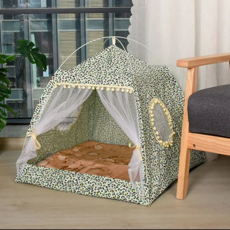 Floral Semi-Enclosed Pet Tent Bed for Cats and Small Dogs, Cozy All-Season Sleeping Nest.