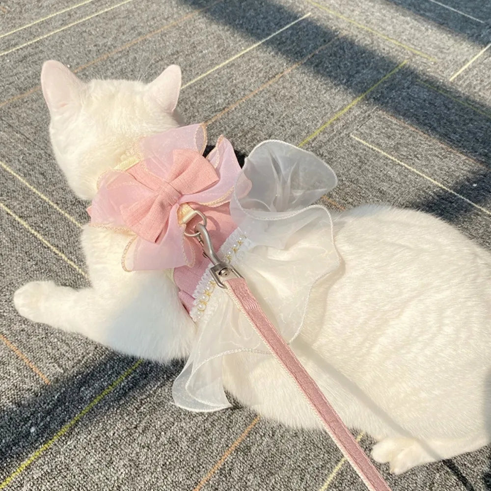 Princess Style Cat Harness & Leash – Breathable Adjustable Nylon Vest with Bowknot, Cute Pet Chest Strap for Walks & Photoshoots.