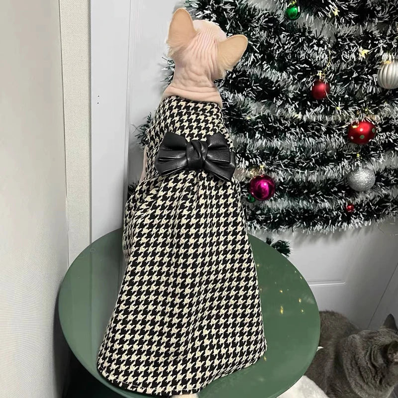 Luxury Bowknot Dress for Sphynx Cats – Sleeveless Pink Skirt Vest for Female Cats, Sweet Spring Pet Outfit.