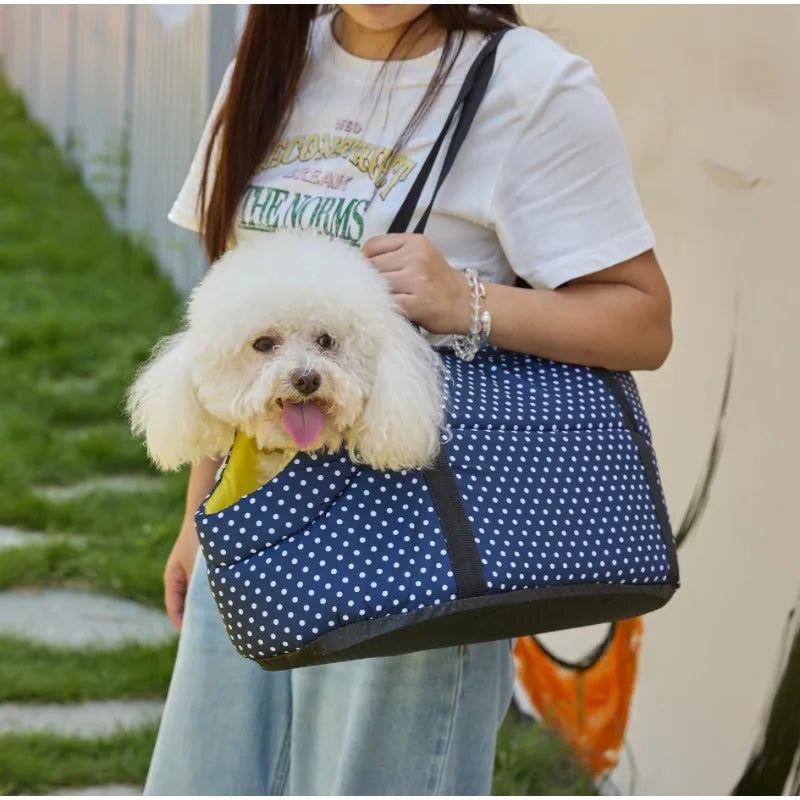 Portable Pet Carrier Bag – Breathable Mesh Foldable Shoulder & Handheld Travel Bag for Small to Medium Dogs & Cats, Warm Winter Design.