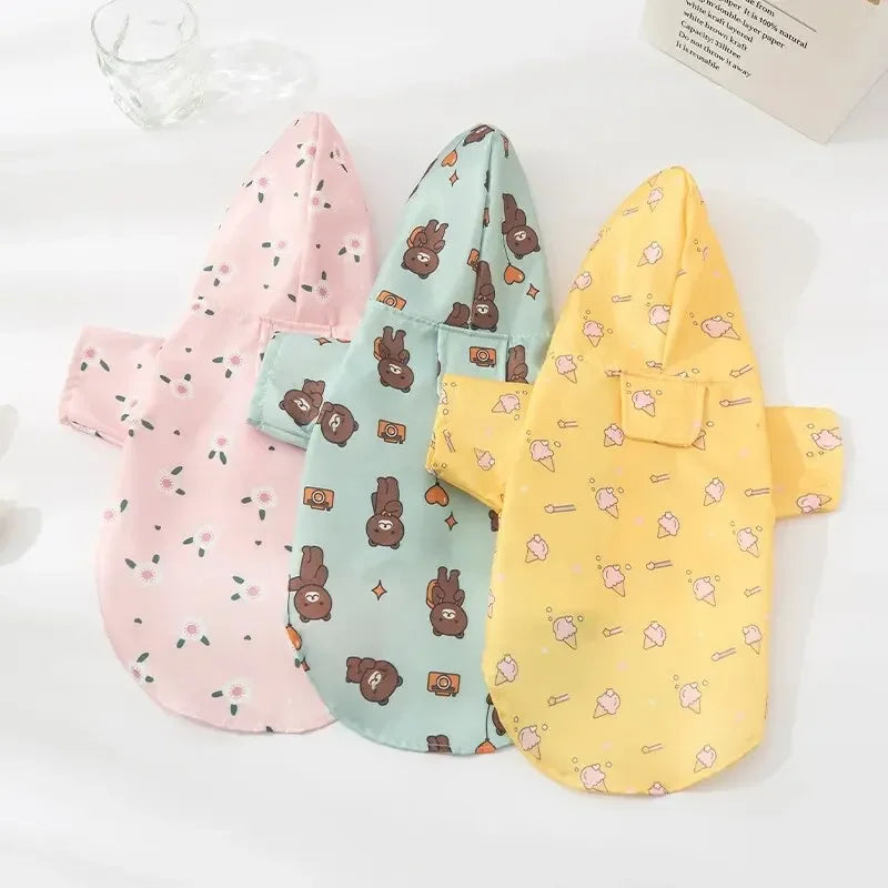 Fashion Dog Raincoat – Lightweight Waterproof Short Sleeve Outdoor Coat for Dogs & Puppies, Stylish Summer Rainwear.