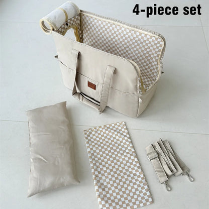 Portable Pet Carrier Bag – Non-Slip Shoulder Handbag & Car Seat for Cats & Small Dogs.