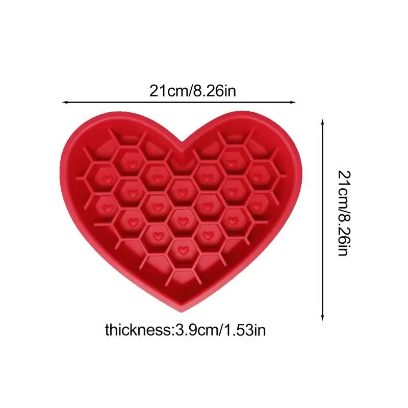 Pet Slow Feeder Bowl – Silicone Heart-Shaped Dog & Cat Bowl with Non-Slip Suction Cups, Anti-Choking Feeding Design.