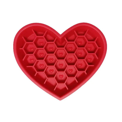 Pet Slow Feeder Bowl – Silicone Heart-Shaped Dog & Cat Bowl with Non-Slip Suction Cups, Anti-Choking Feeding Design.