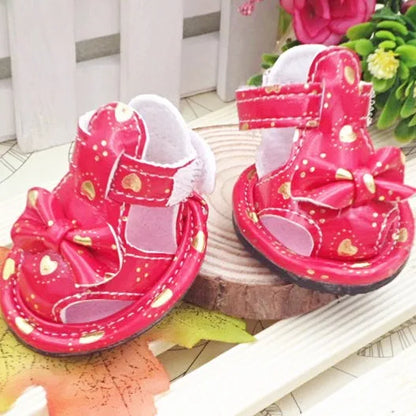 Heart-Shaped Pet Summer Shoes – Breathable Waterproof Dog Sandals for Outdoor Walking, Lightweight Cooling Design for Summer.